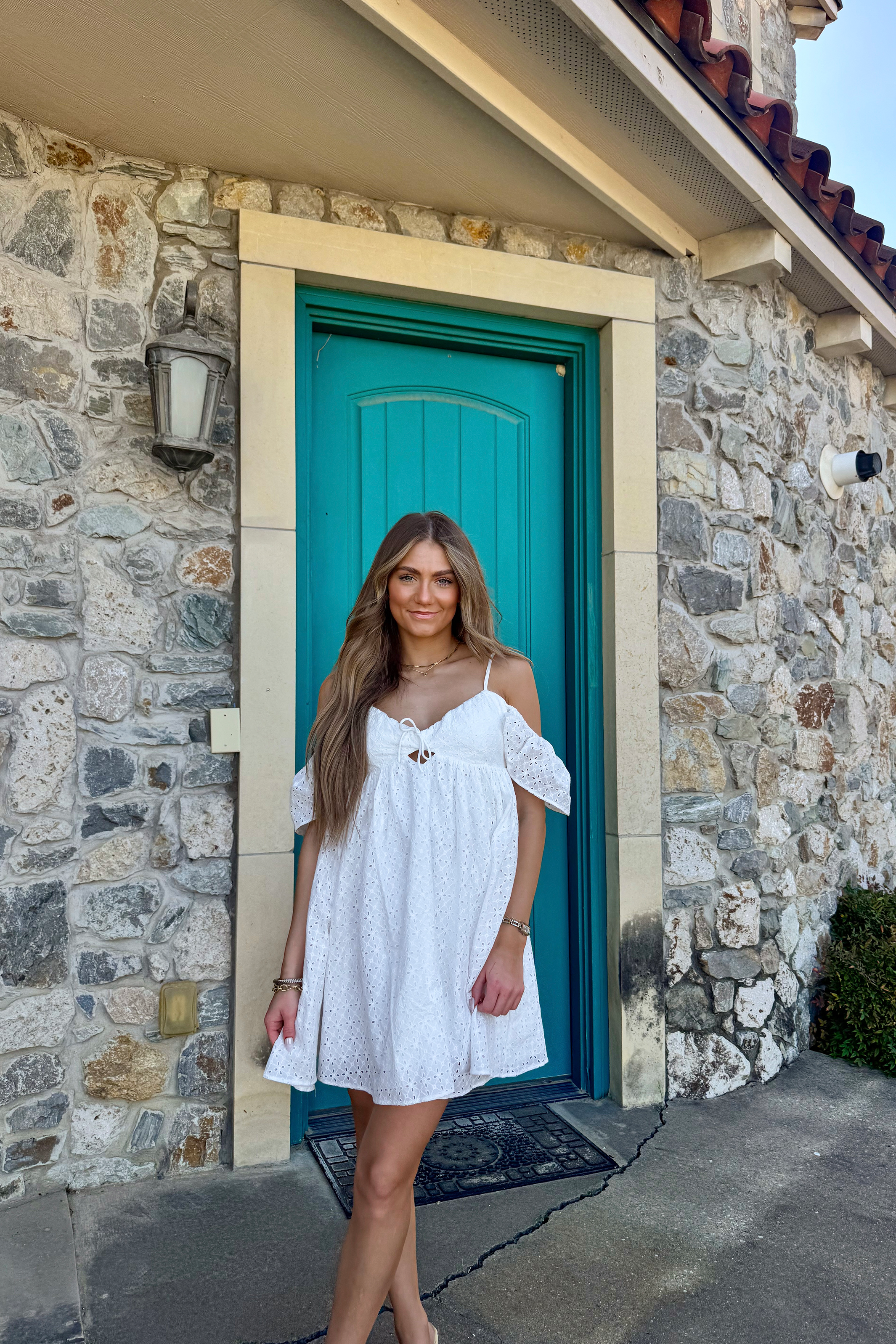 off the shoulder eyelet dress Del Mar 170 cmIMPORTANT Undelivered or Ariel Dress to Impress Size:Plus Size 16 20260413-PRODUCT-US
